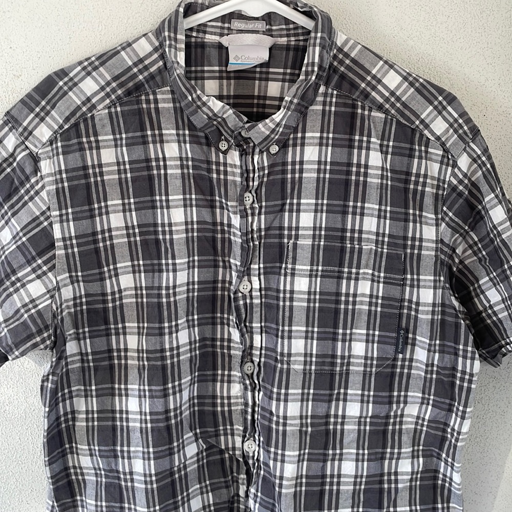 Columbia Sportswear men’s button down shirt.